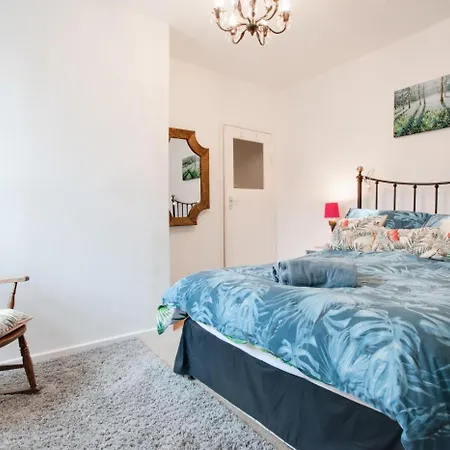 1 Bed In Oc-w1033 *